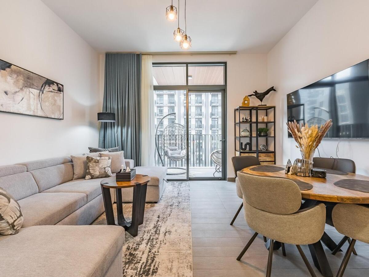 Apartment Modern & Luxury 1br -pool View - Kensington Waters