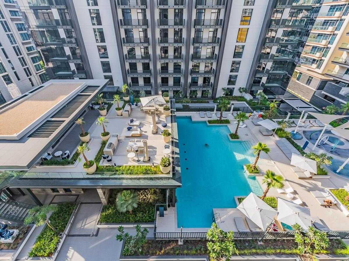 Apartment Modern & Luxury 1br -pool View - Kensington Waters *
